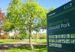 Clissold Park