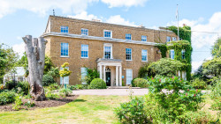 Myddelton House Gardens