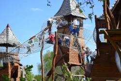 Hobbledown Adventure Park and Zoo